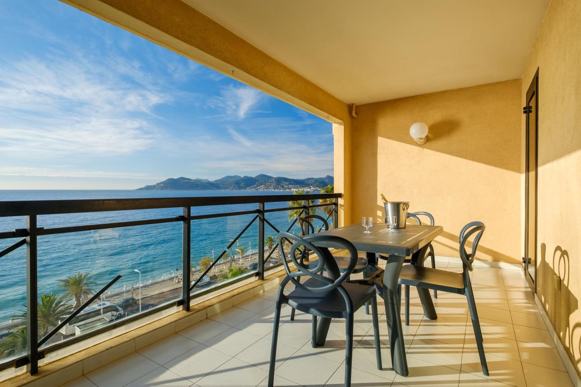 Apartment Sea View