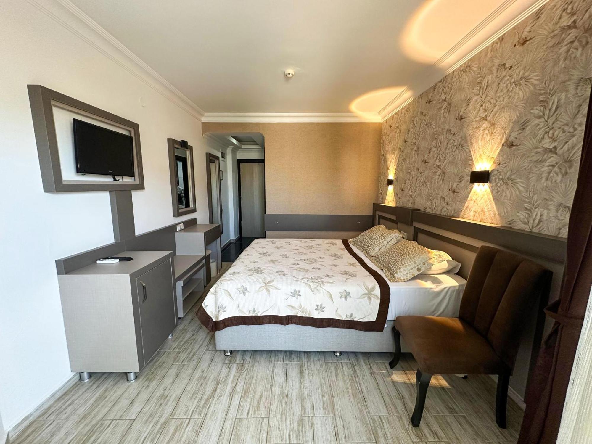 Standard Double Room,1625483102:JPEG