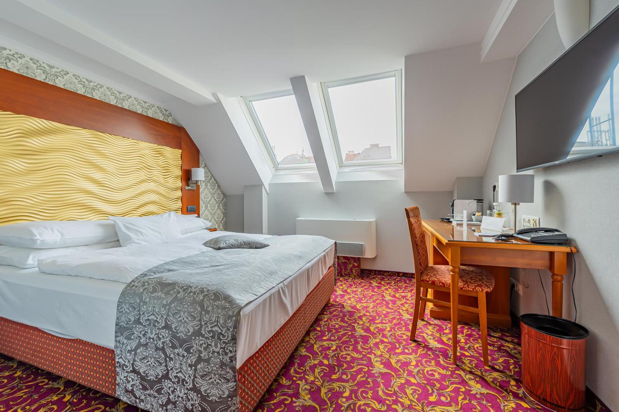 Classic Room