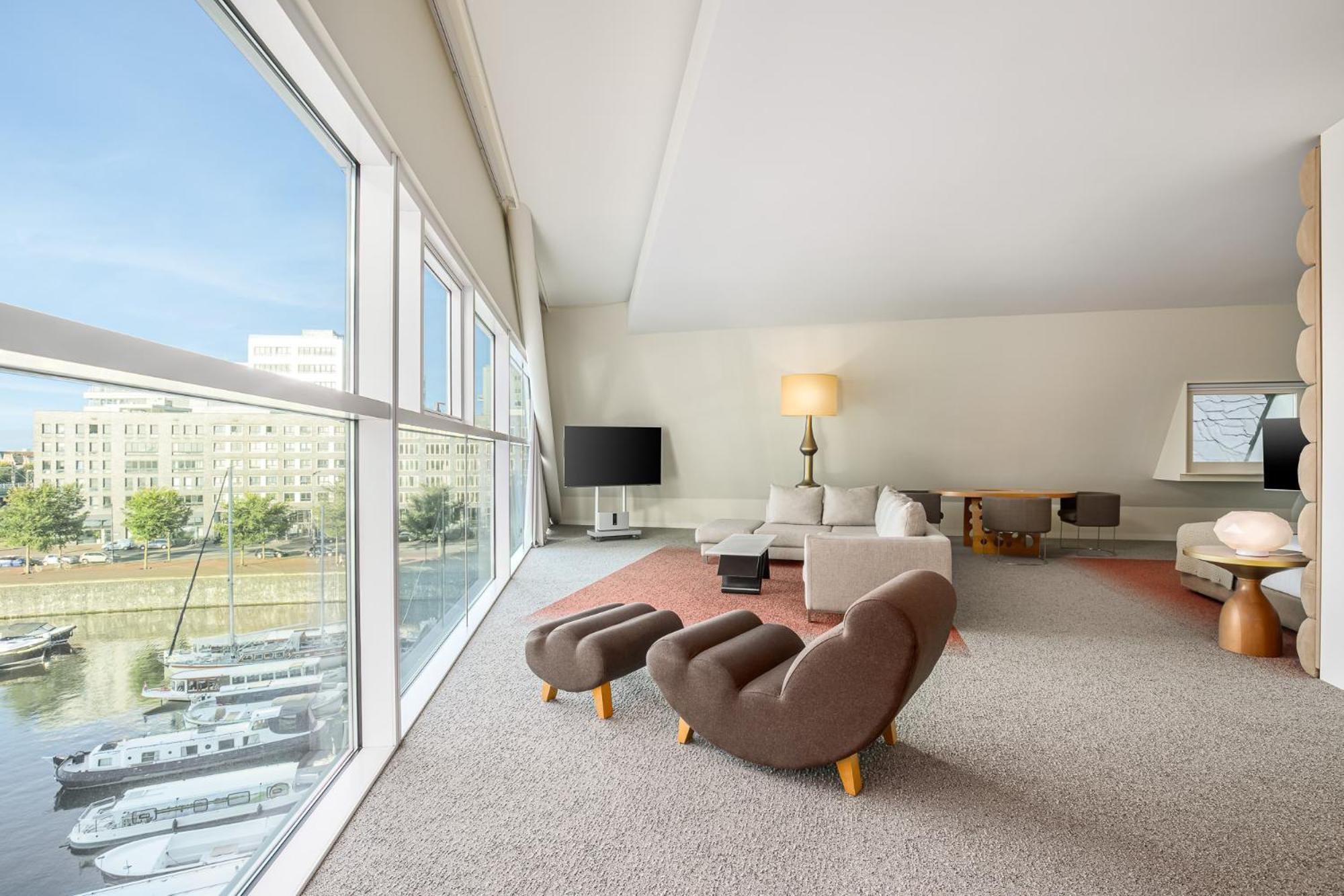 King Suite