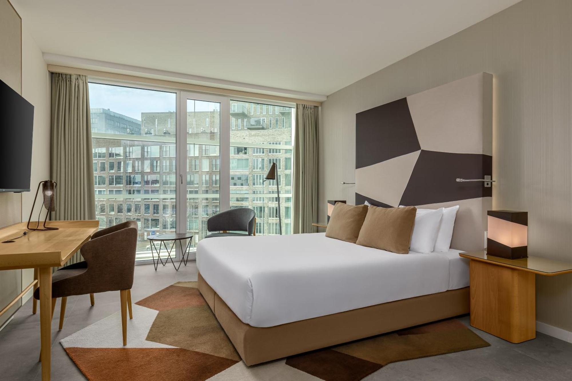 Superior Queen Room