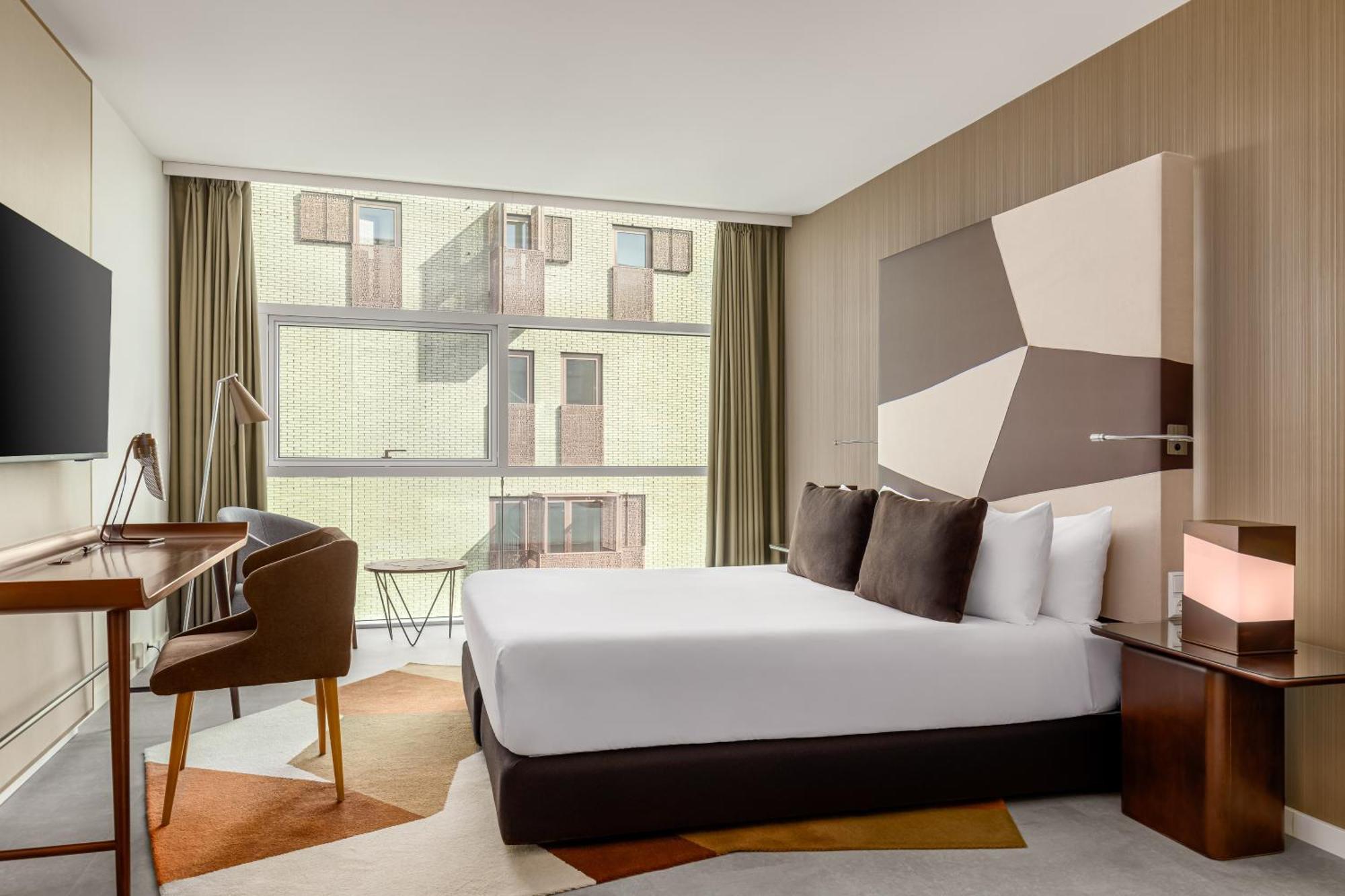 Superior Queen Room
