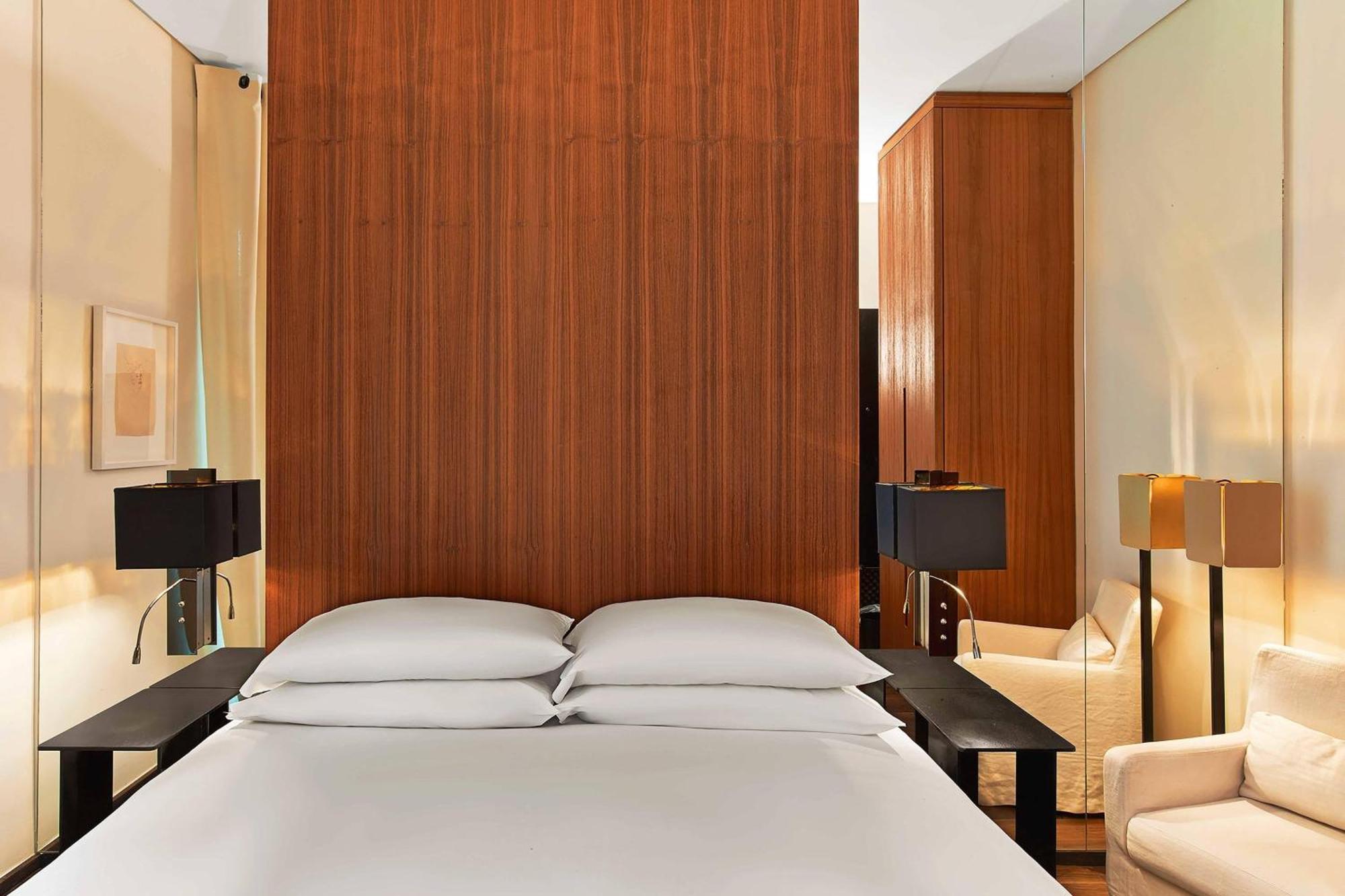 Prestige King Room