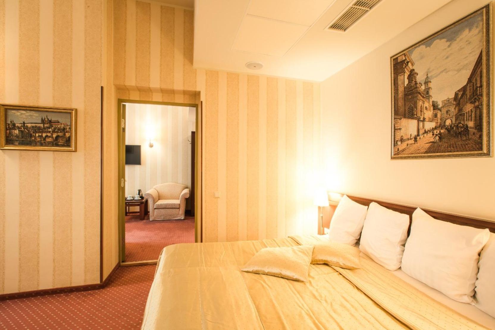 Junior Suite Large Double Bed