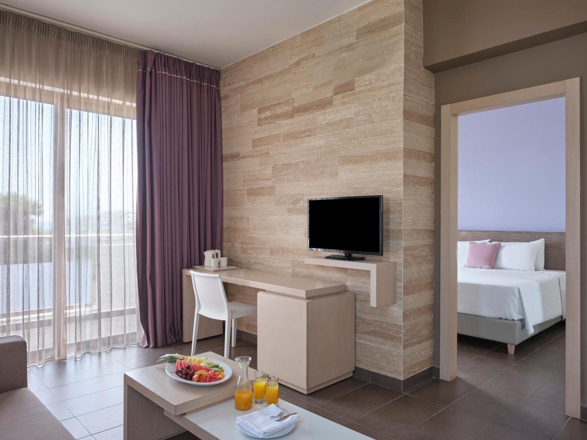 One Bedroom Suite Limited Sea View,1629894779:JPEG