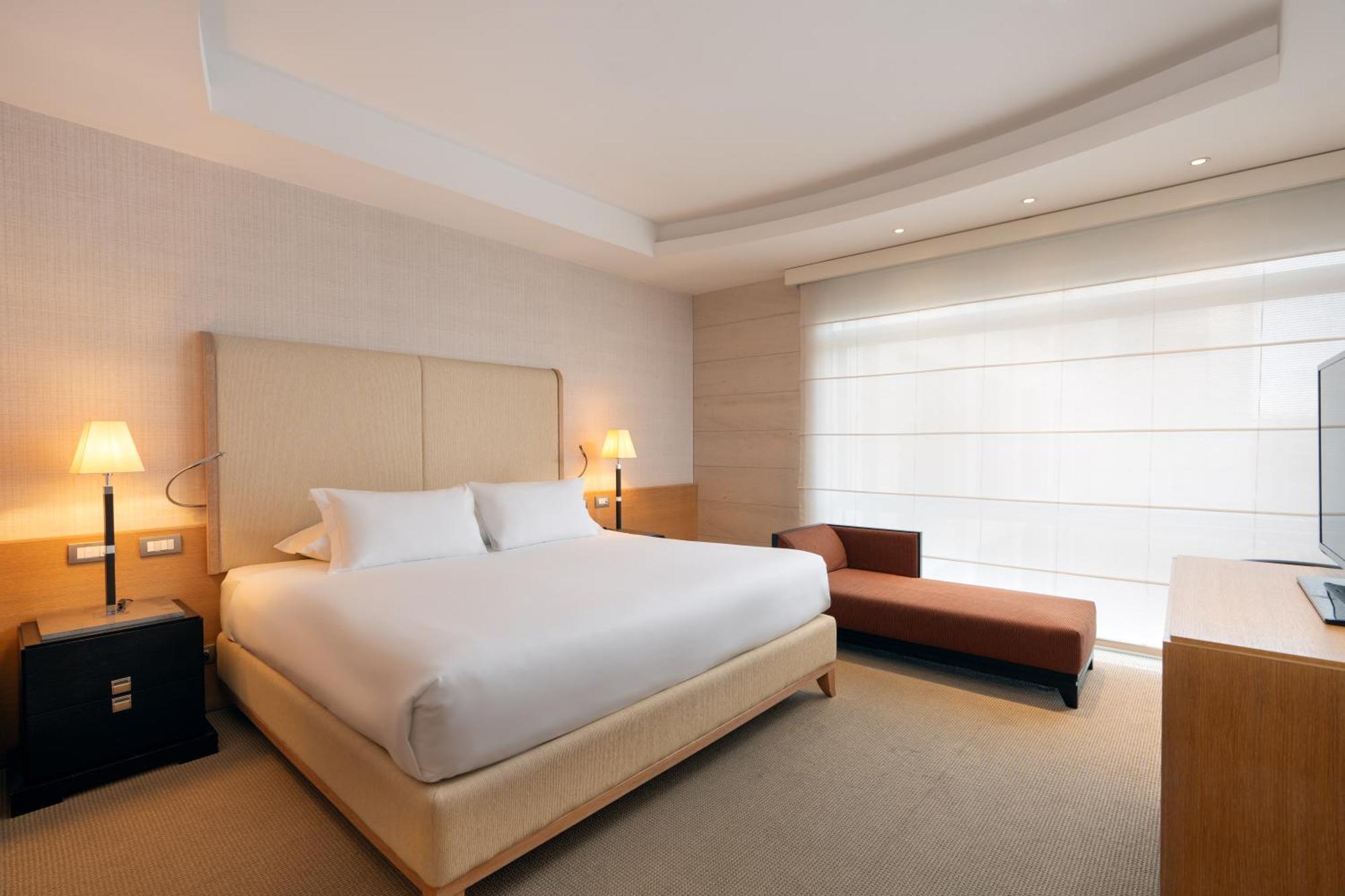 Suite,1630863907:JPEG