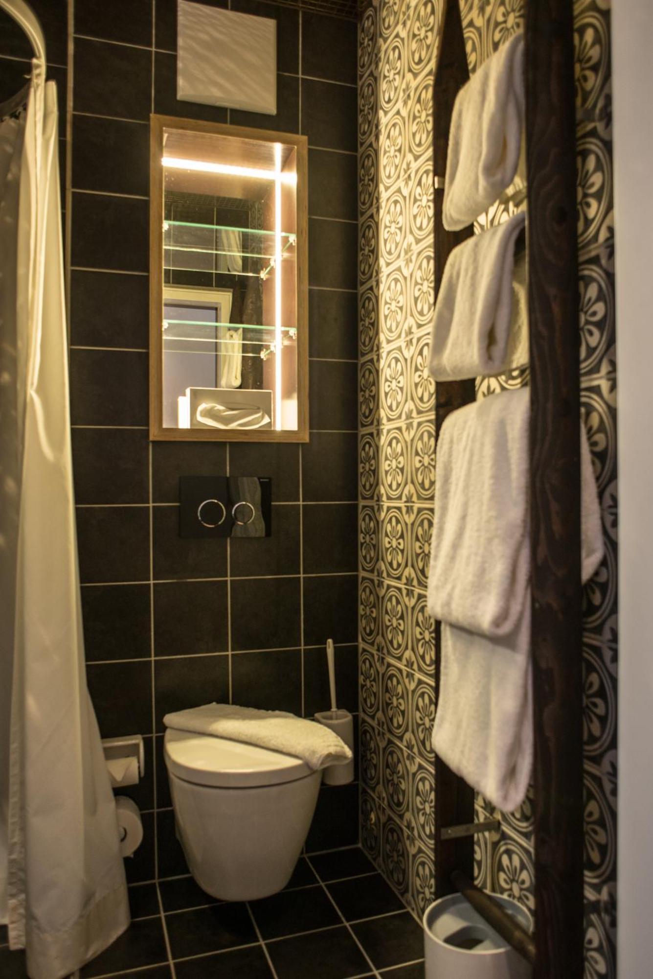 Duży pokój dwuosobowy