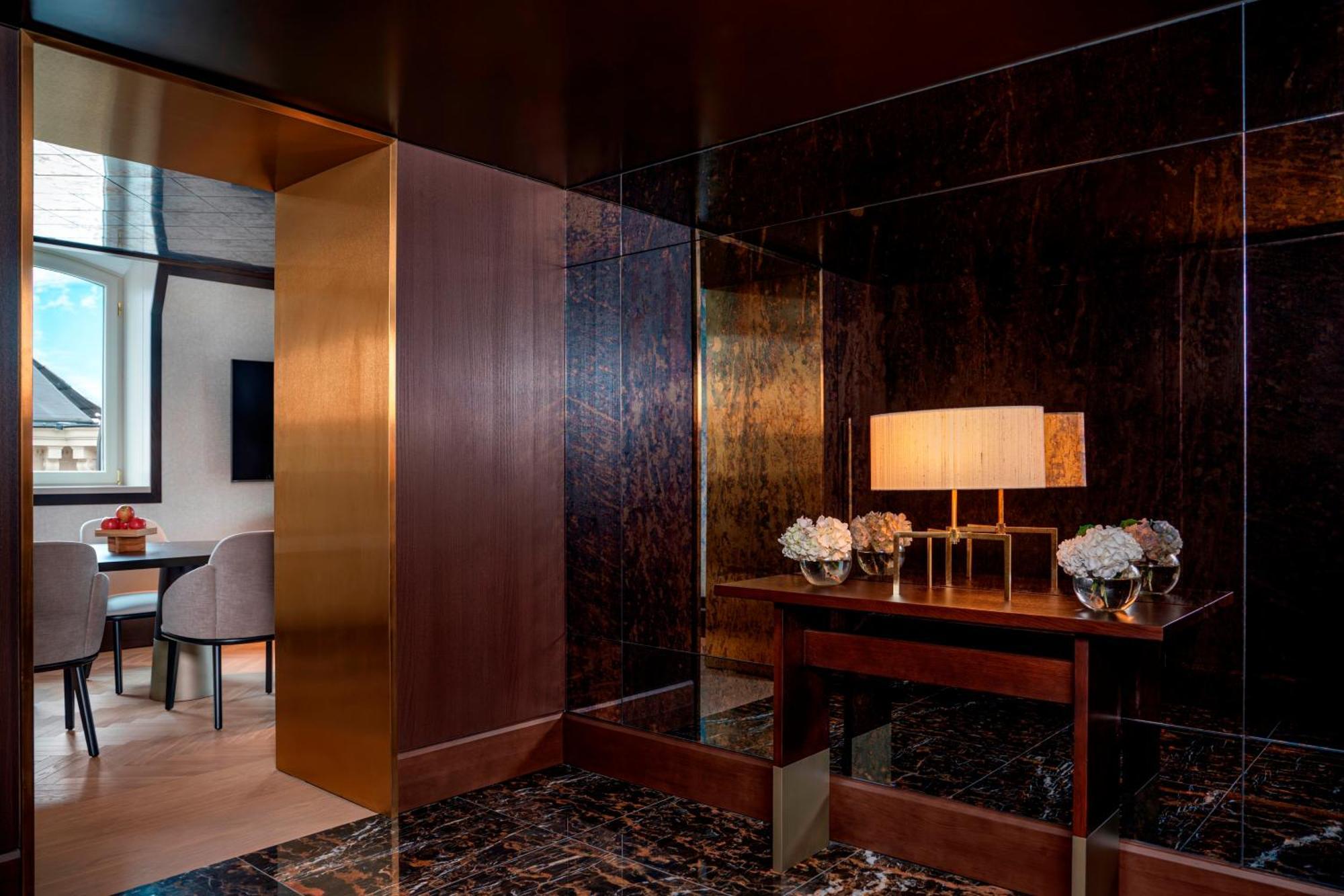 Palais Suite
