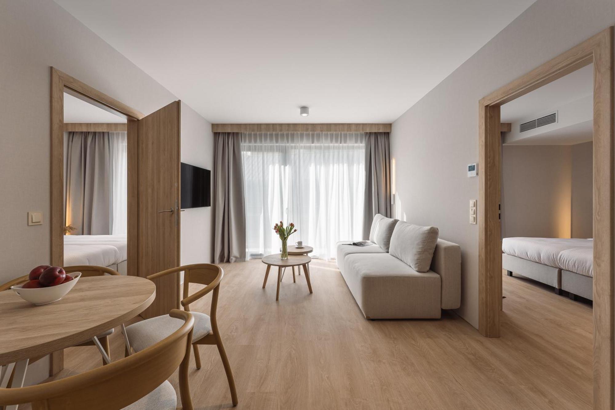 Deluxe Family Suite Villa,1632980805:JPEG
