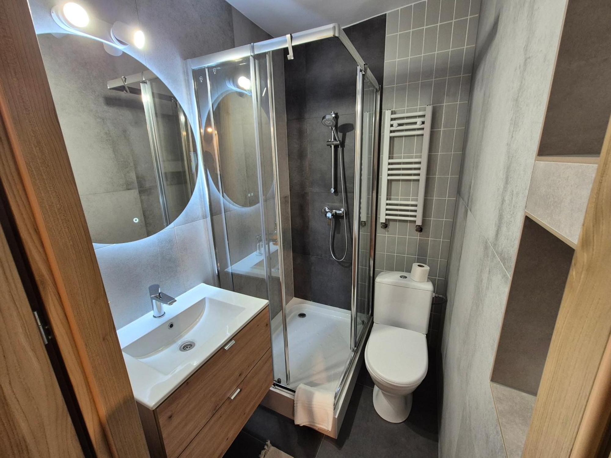 Double Room,1638545753:JPEG