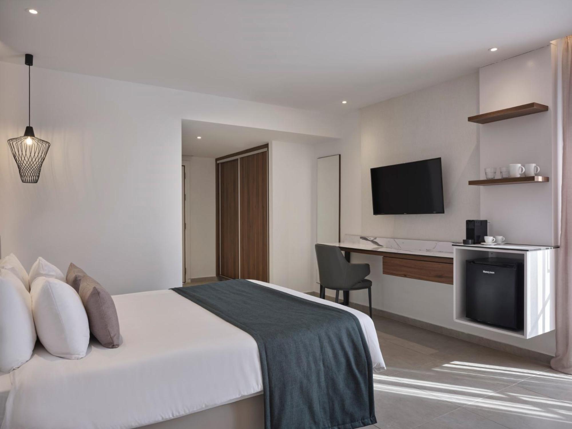 Double Room Inland View,1636826976:JPEG