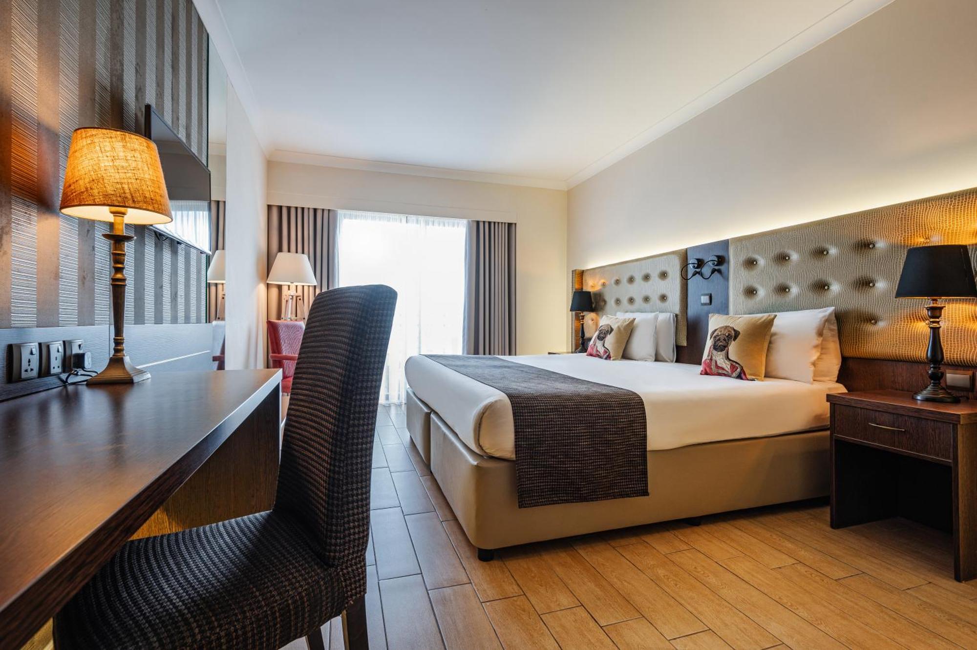 Double or Twin Room Balcony