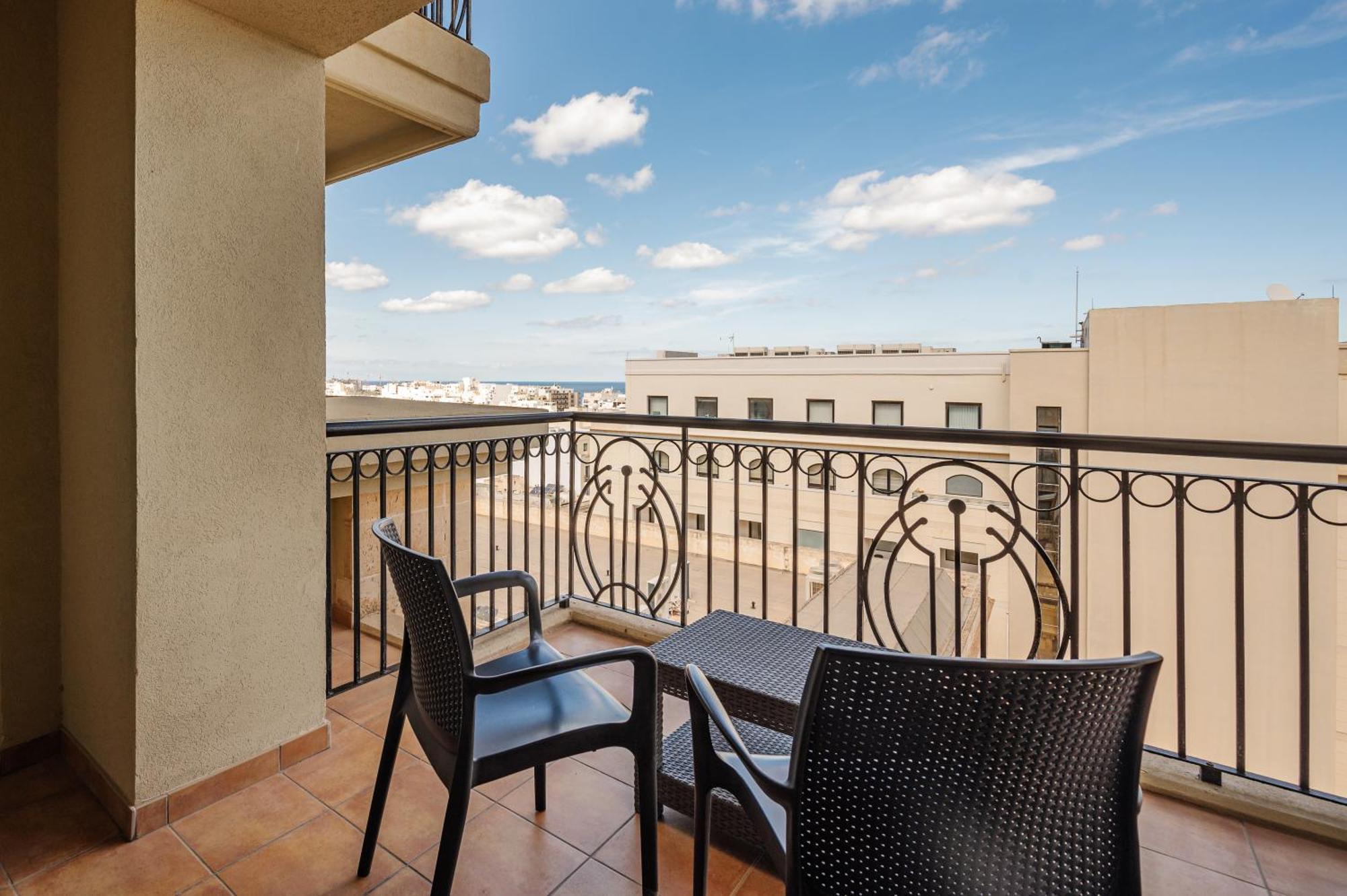 Double or Twin Room Partial Sea View
