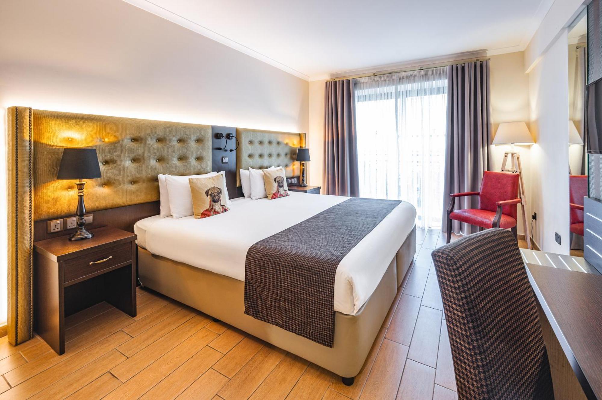 Superior Twin Room