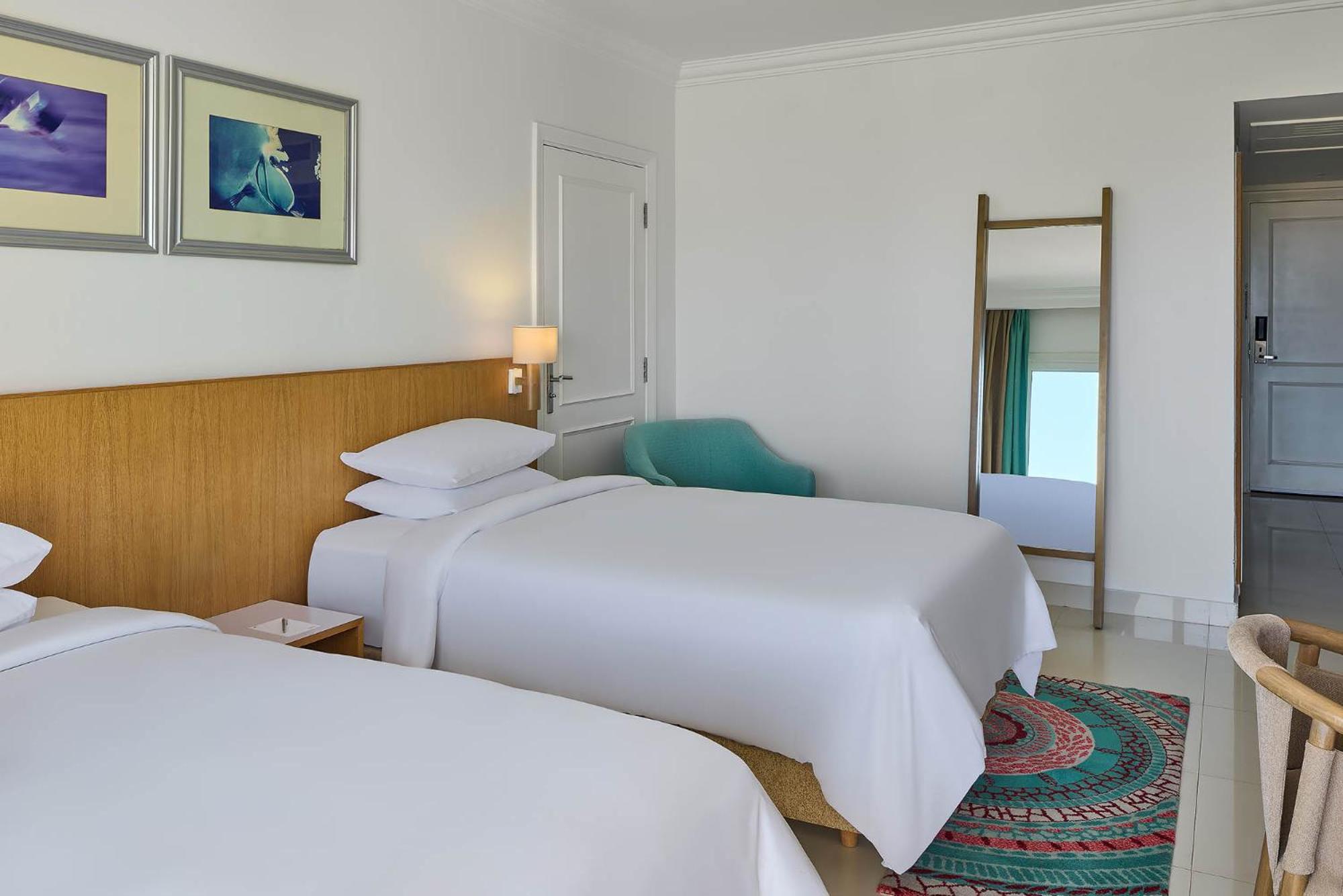 Garden View Room Guest room Garden View 2 Twin Beds