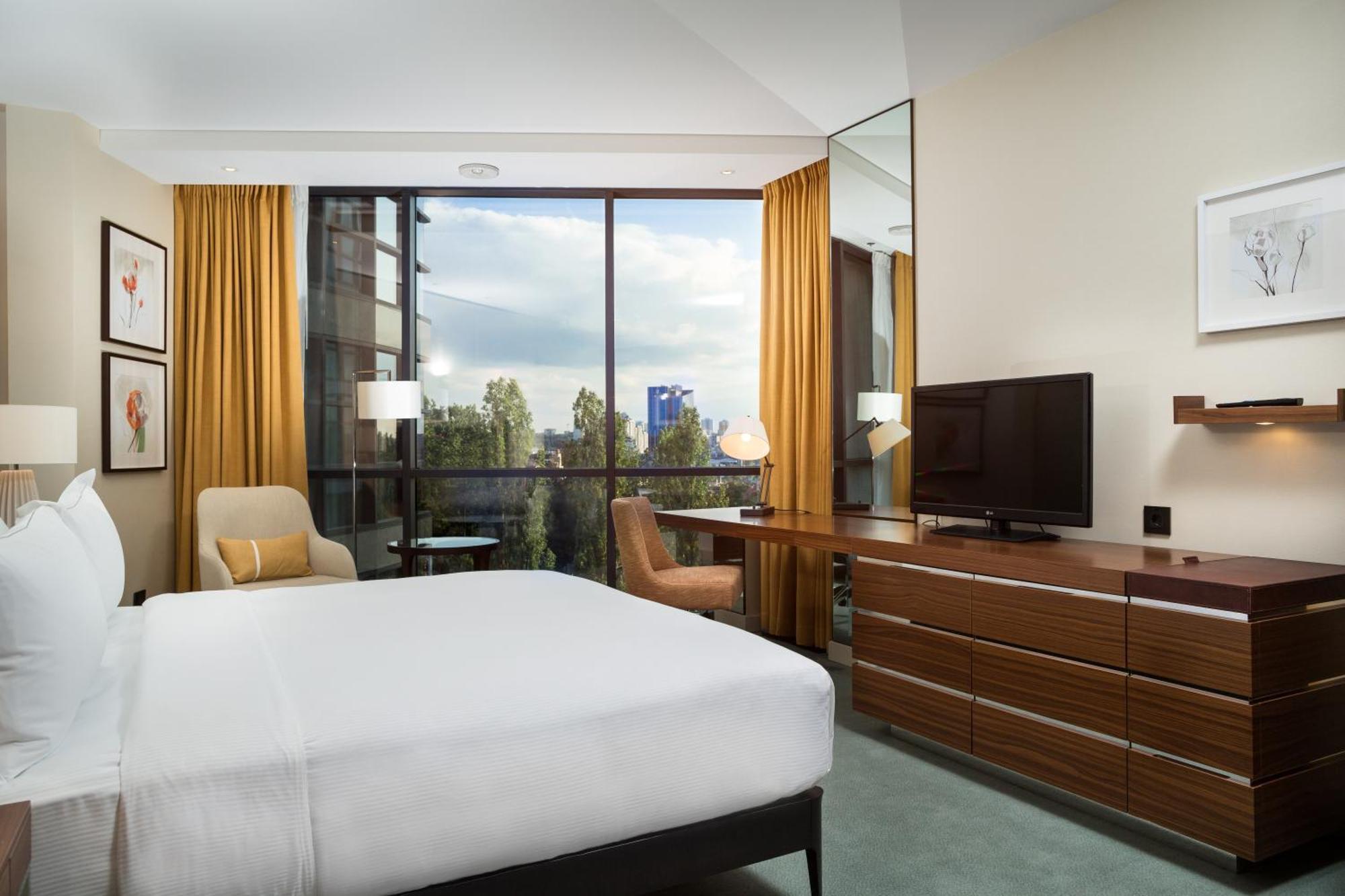 King Room Mobility Access