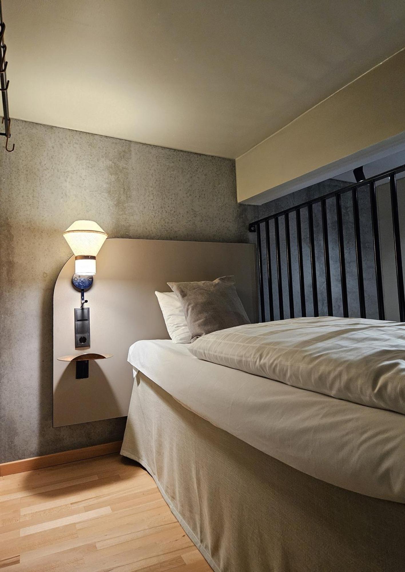 Superior King Plus Room