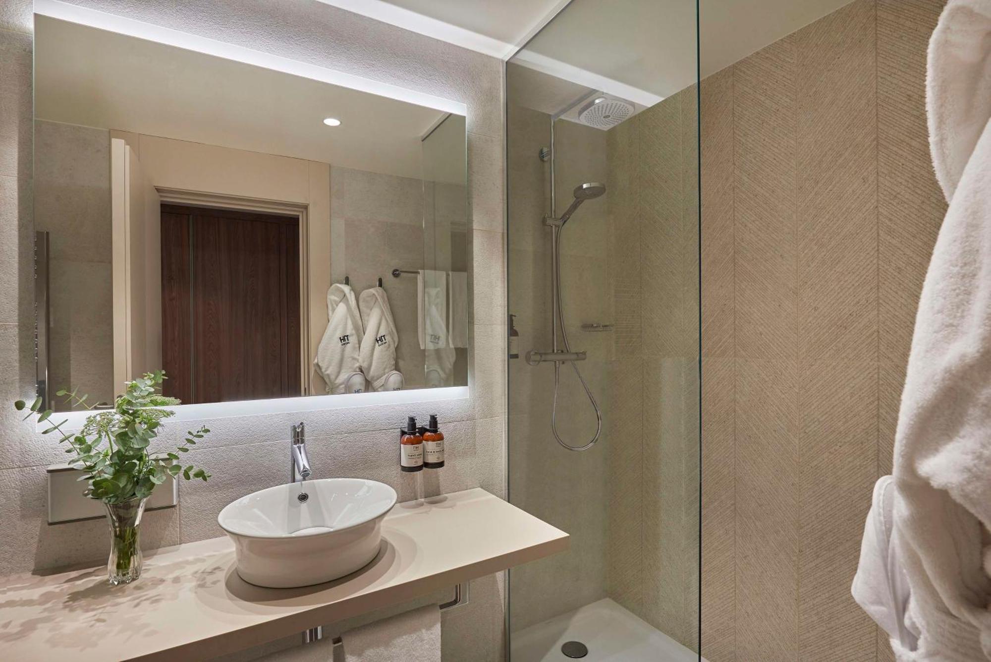 Apartament typu Junior Suite z widokiem na okolicę