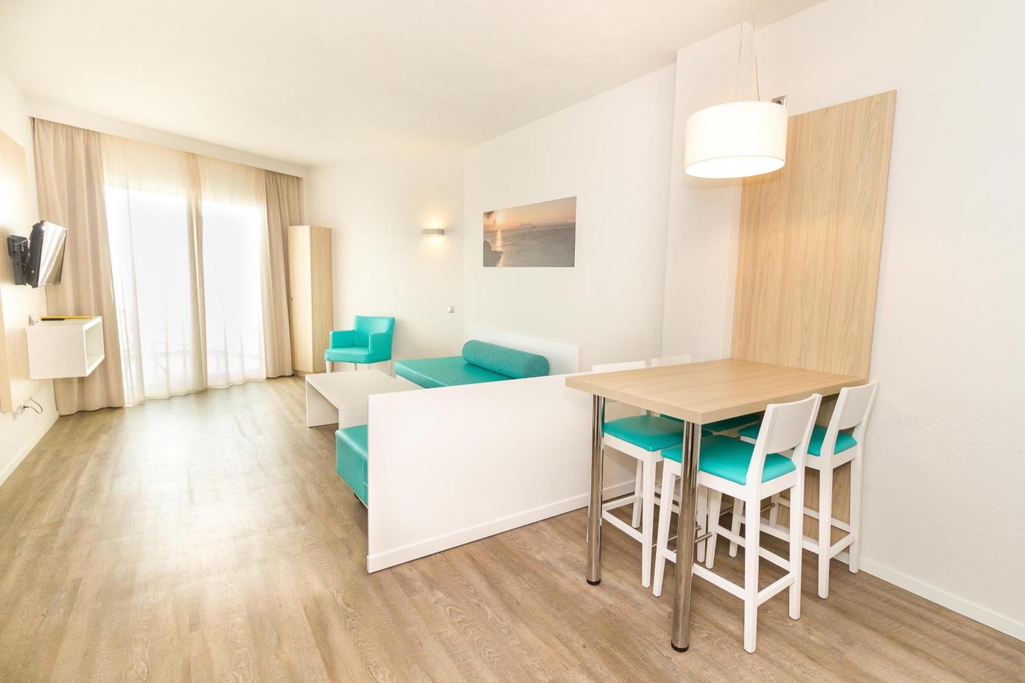 Apartament z 2 sypialniami (4 osoby dorosłe)