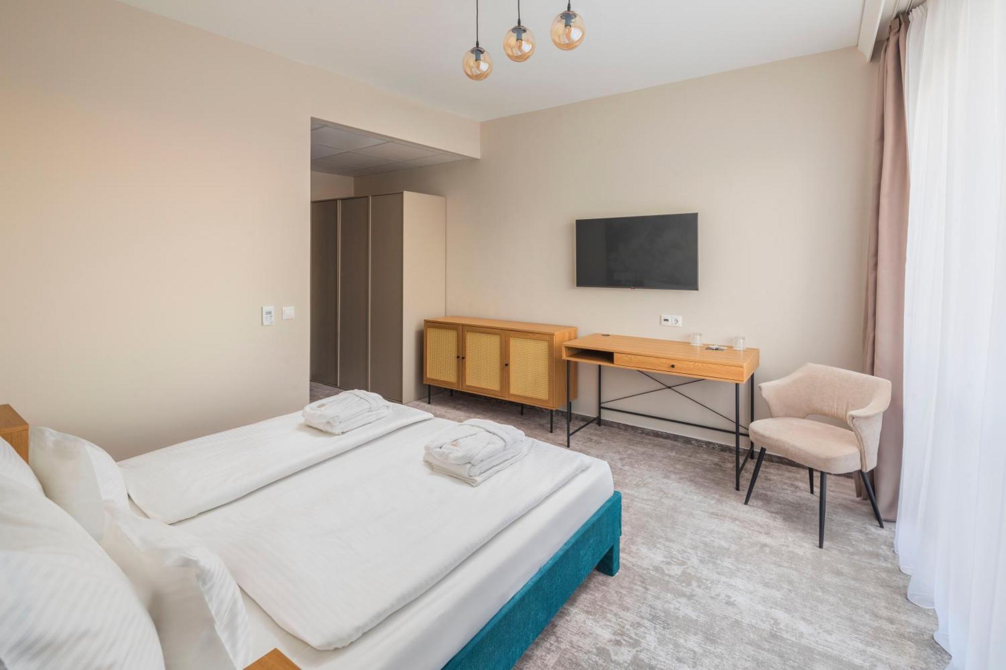 Superior Queen Room