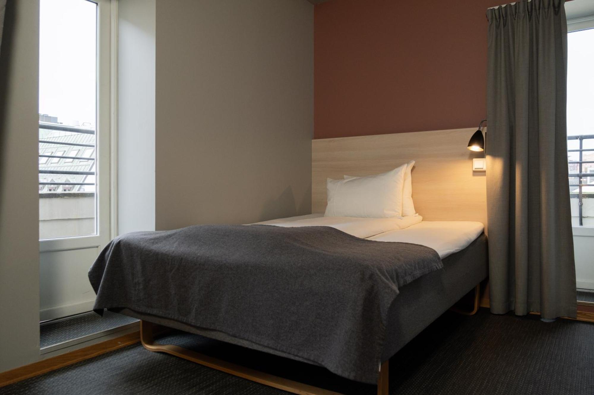 Single Room Balcony