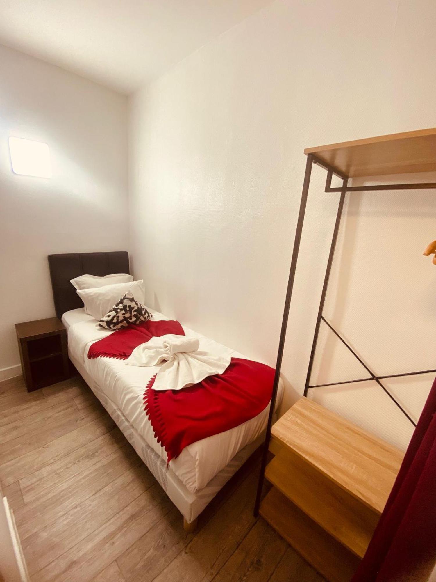 Single Room Shared Toilet