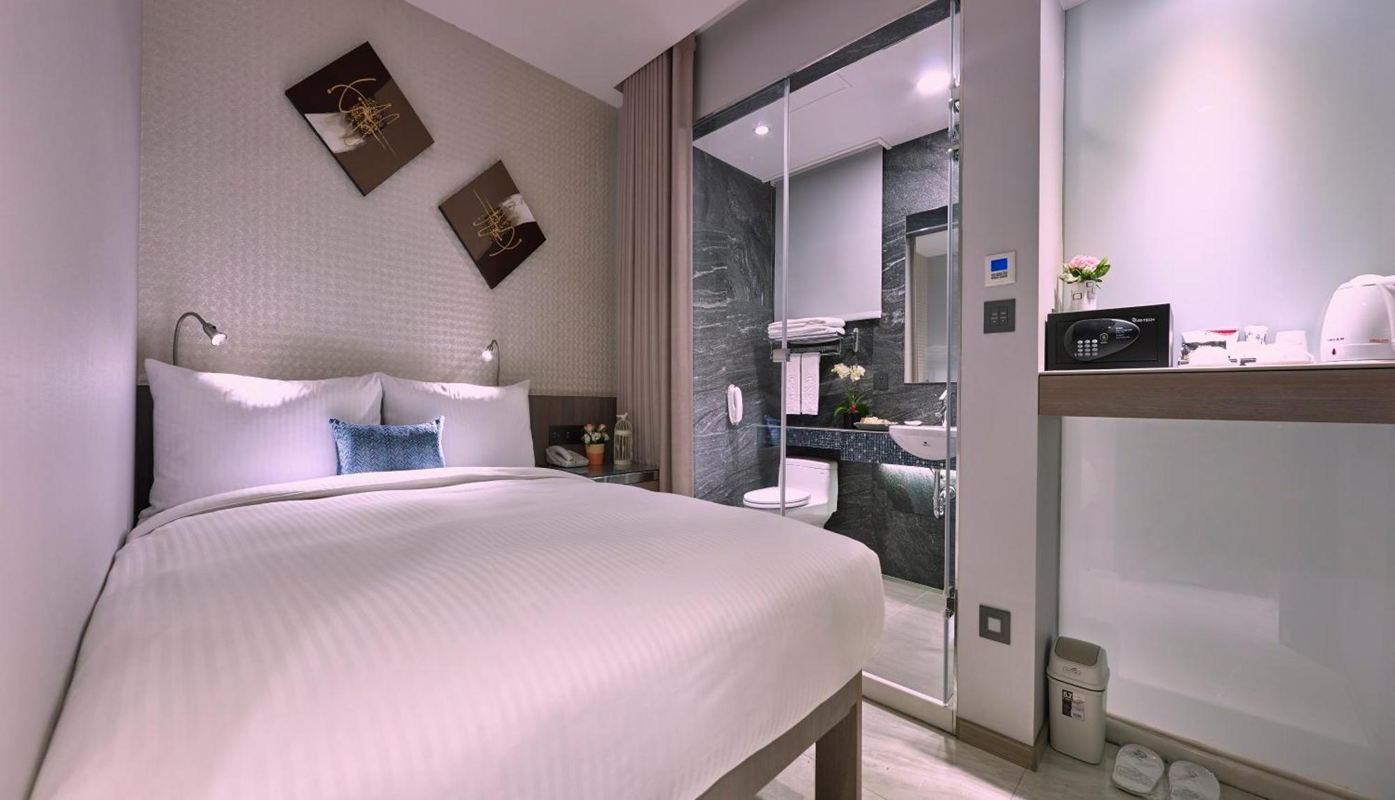 Classic Double Room,925804120:JPEG