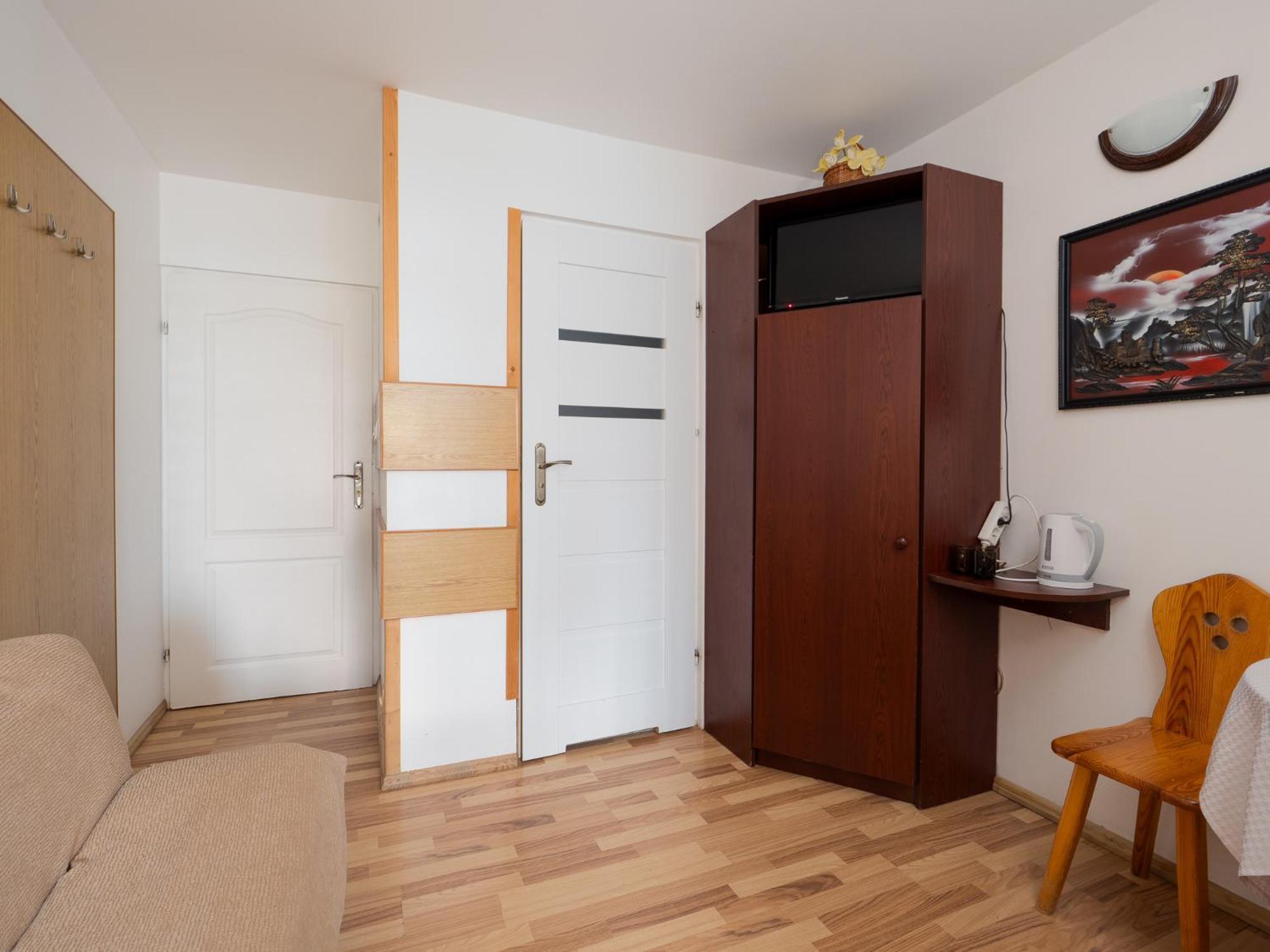 Double Room,1641079783:JPEG