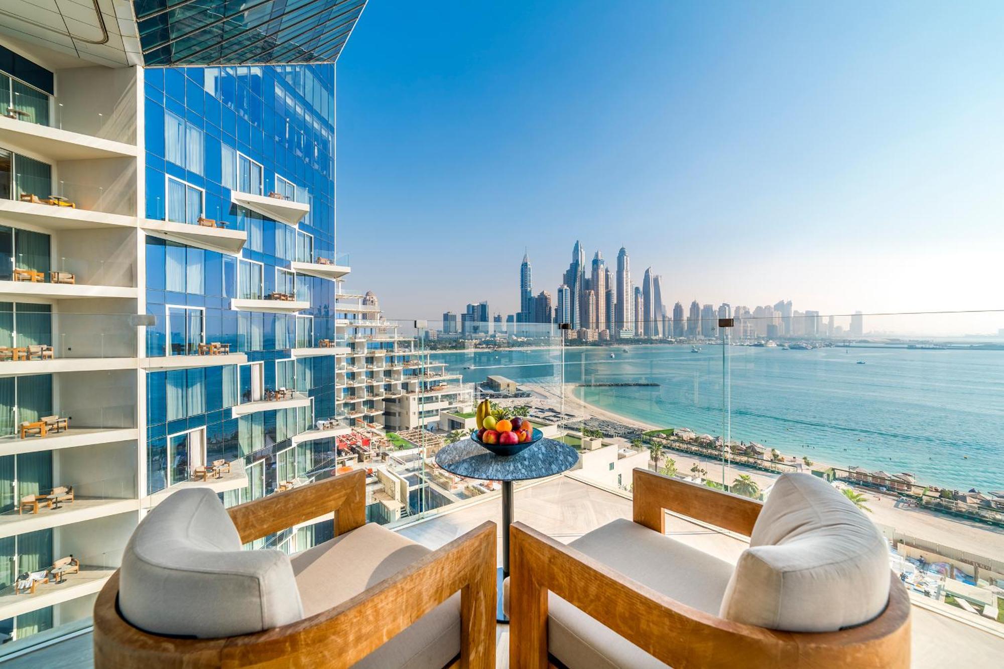 Luxe Sea View Including Gala