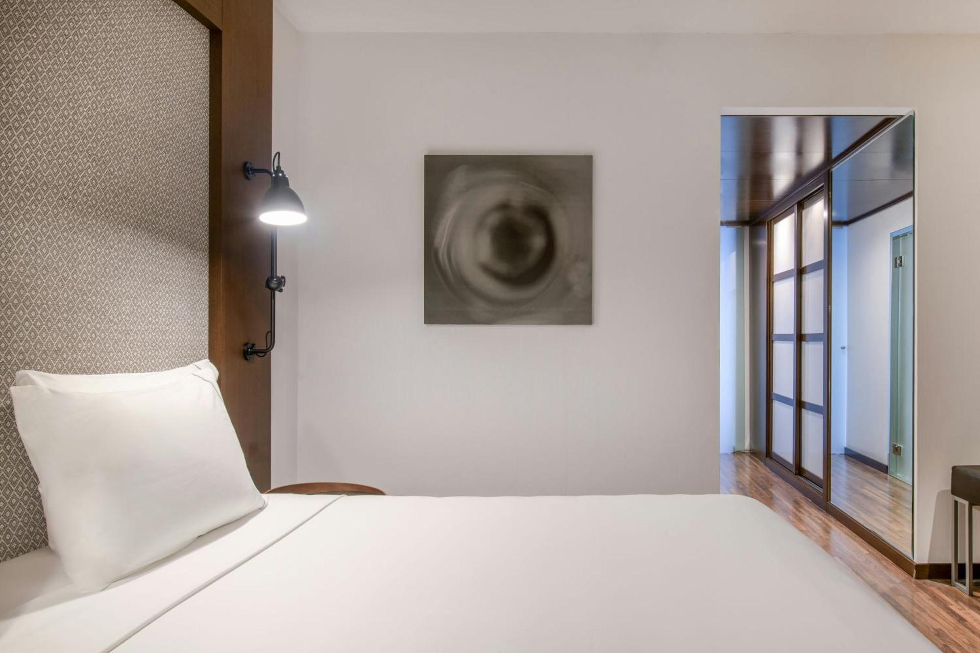 Rodzinny apartament typu Junior Suite z łóżkiem typu king-size i rozkładaną sofą