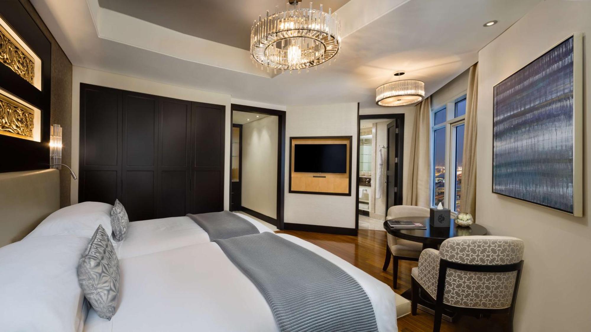 3 Bedroom Family Suite Lounge Access including Afternoon Tea Evening Cocktail Hours Soft Refreshments & Canapes