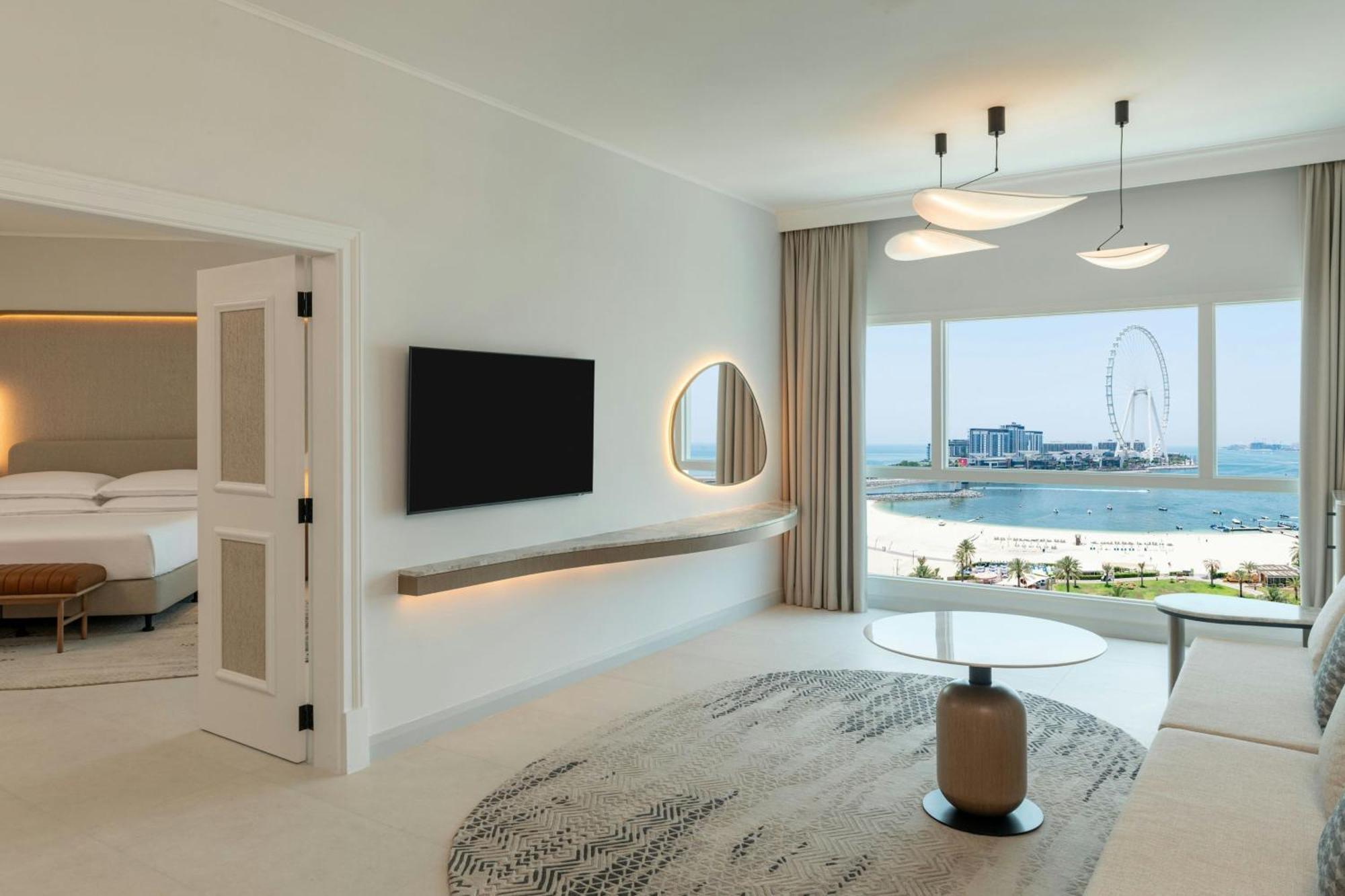 Premium Suite Sea View Including Lounge Access Afternoon Tea Evening Cocktail Hours Soft Refreshments & Canapes Private beach Access
