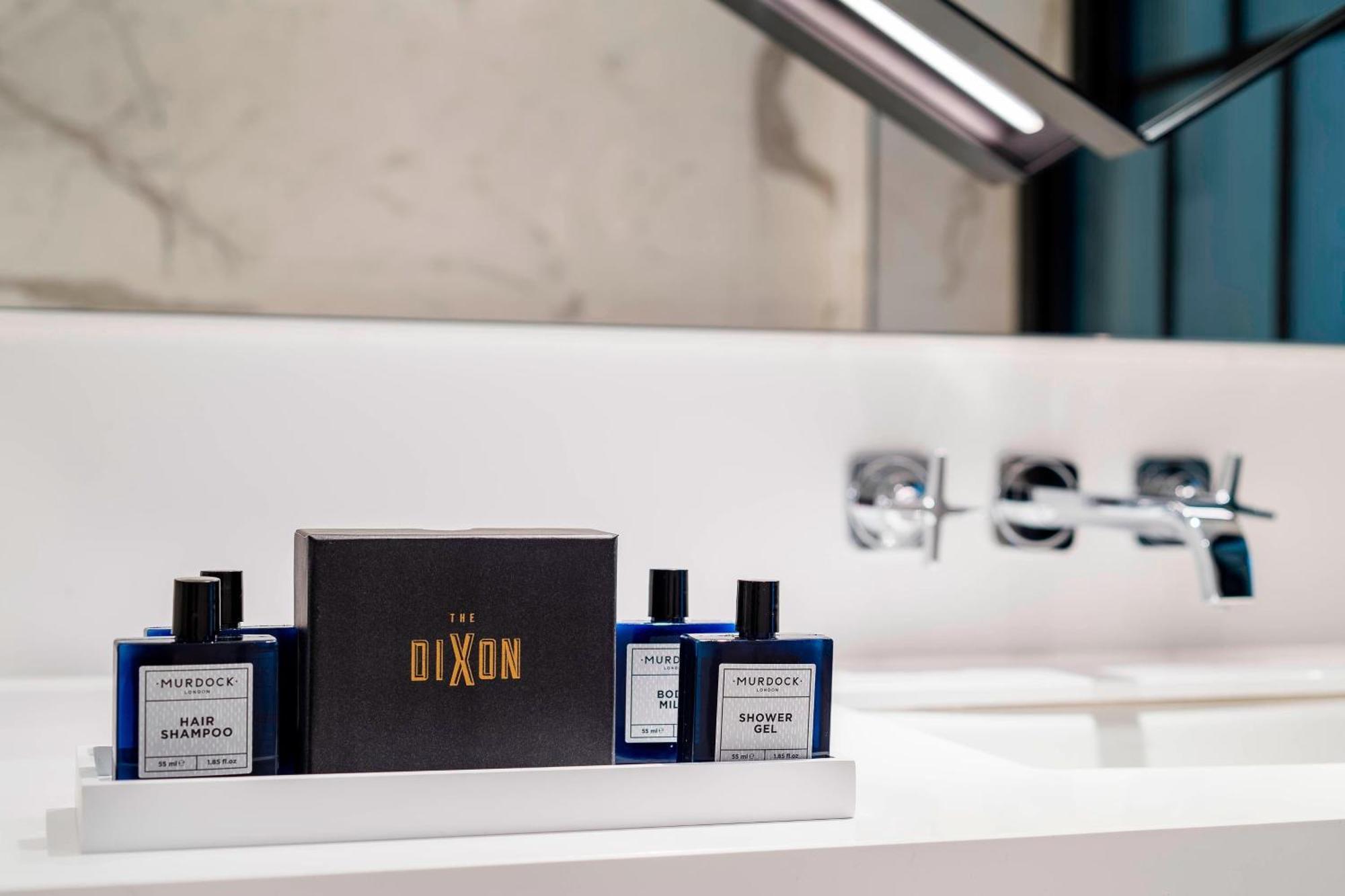 Twin Room,1643201871:JPEG