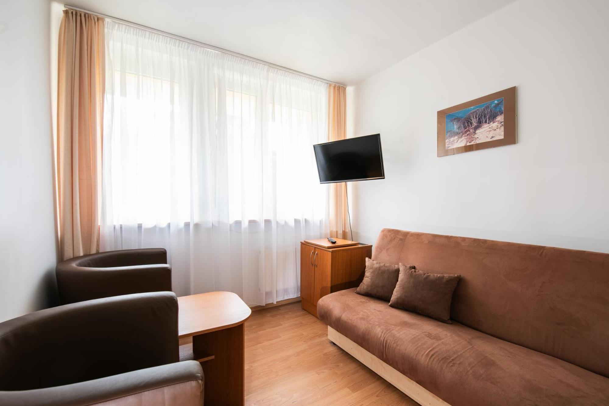 Standard Quadruple Room,1643816131:JPEG