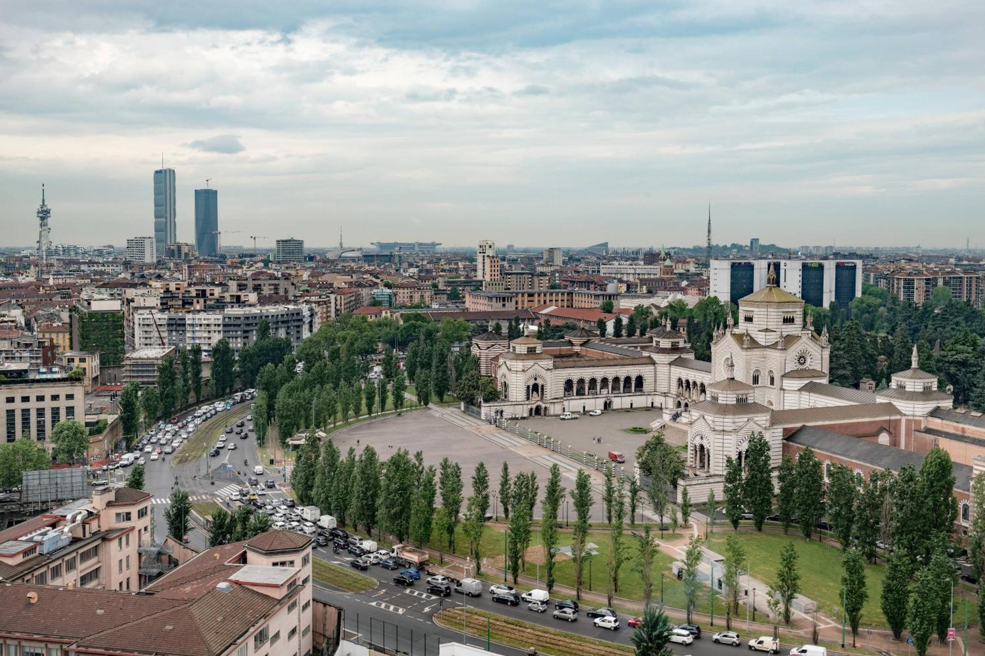 Pokój typu Standard z łóżkiem typu king-size i widokiem na miasto