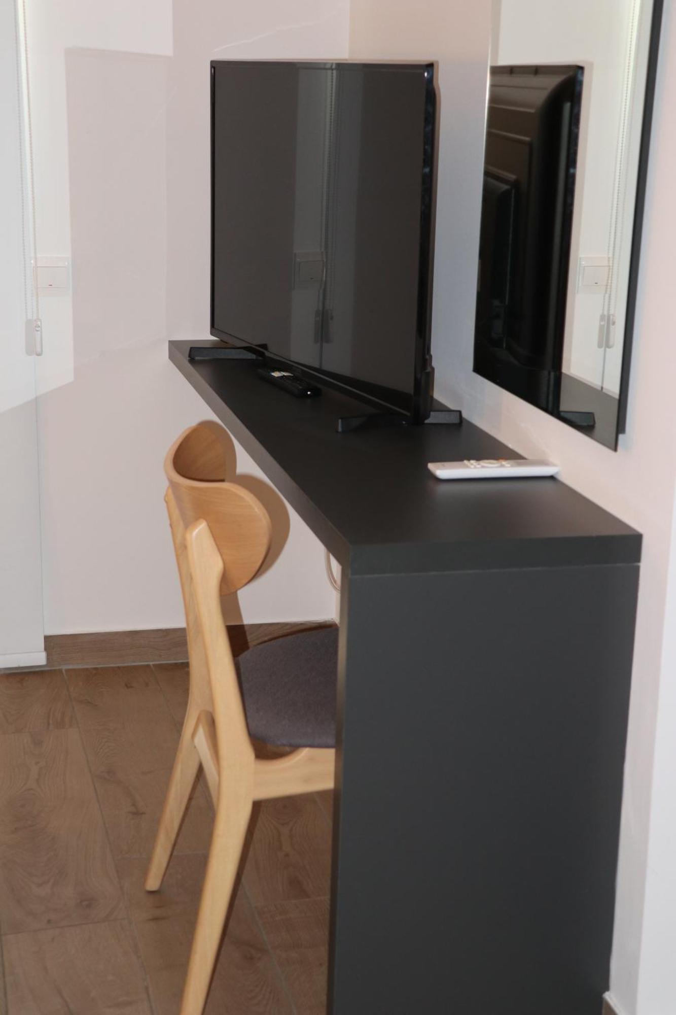 Standard Studio