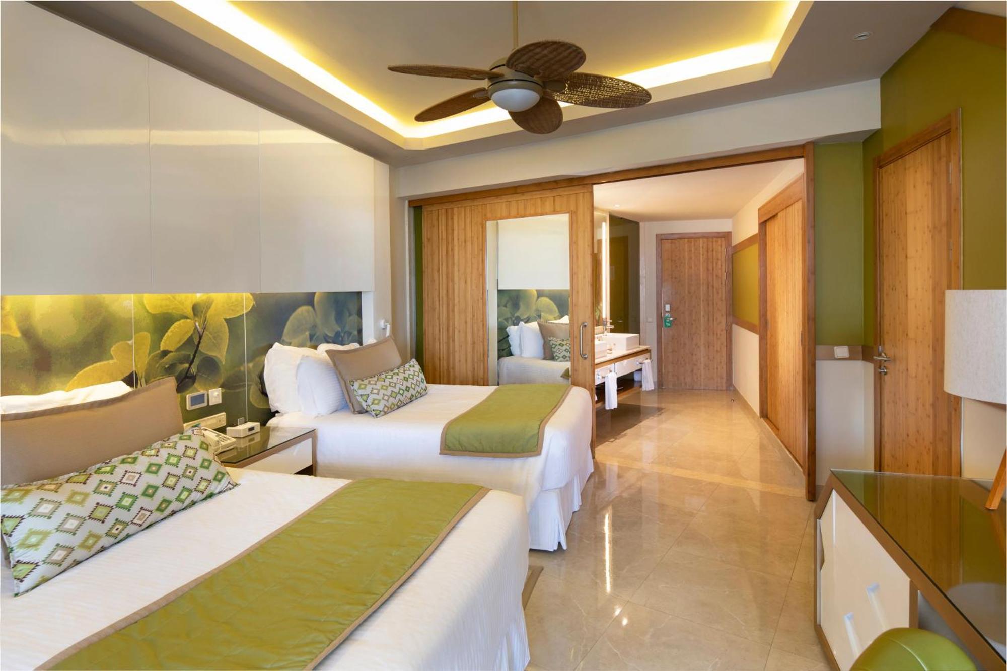 Preferred Club Junior Suite Ocean View Double