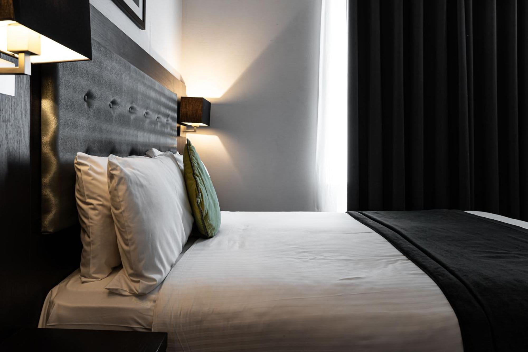 Double Room with Private Bathroom,1646343097:JPEG