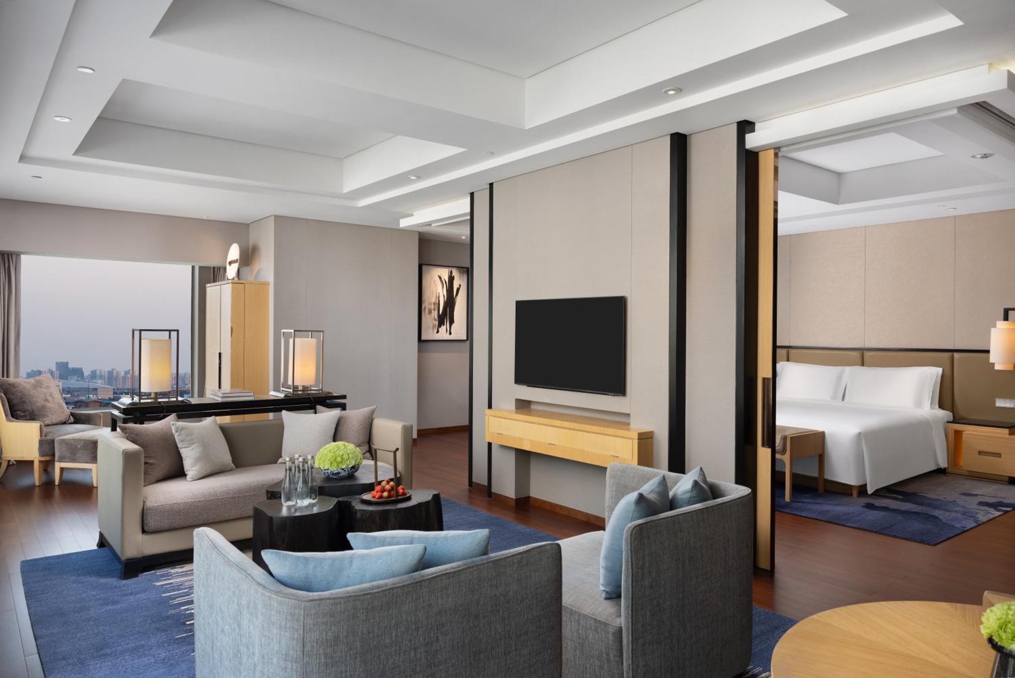 Premier Room King