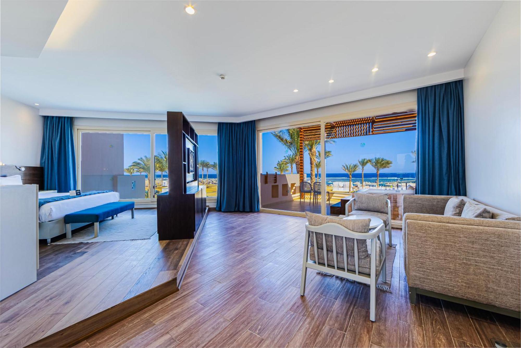 Honeymoon Suite