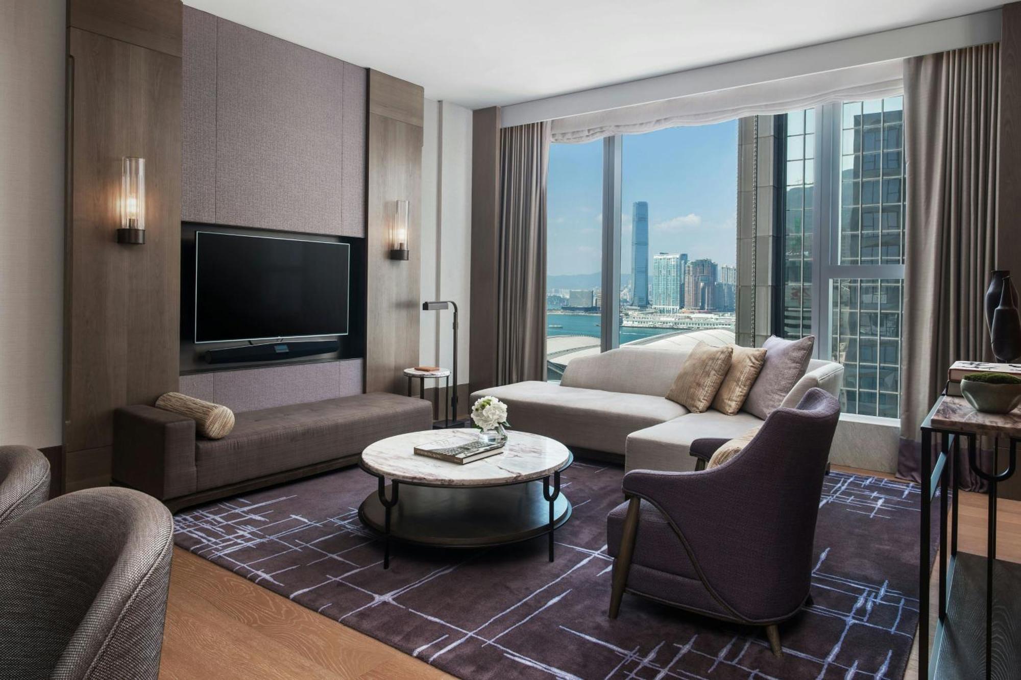 Metropolitan Suite 1 Bedroom Suite 1 King Partial Harbour View