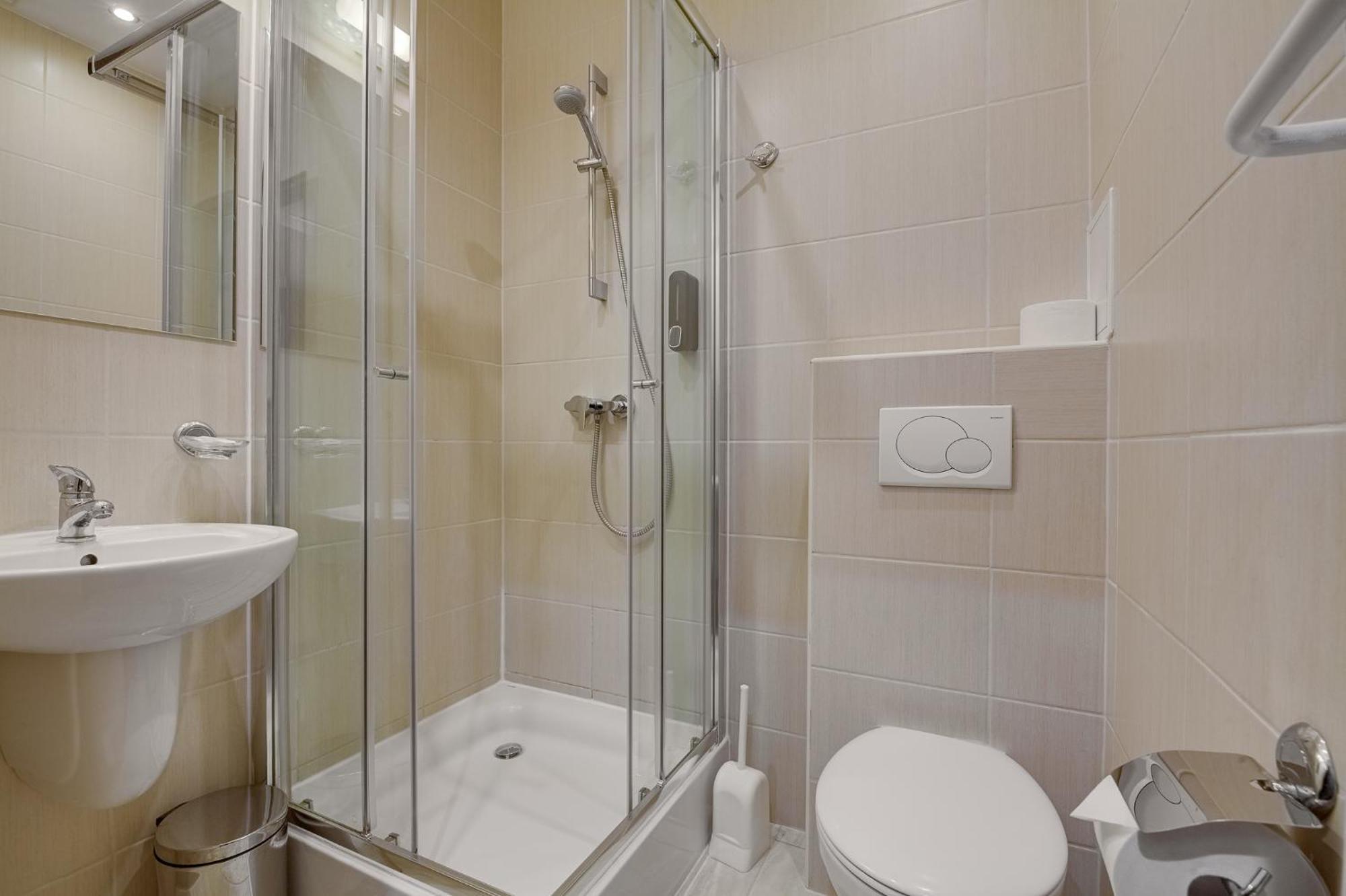 Pokój Dwuosobowy typu Deluxe z balkonem