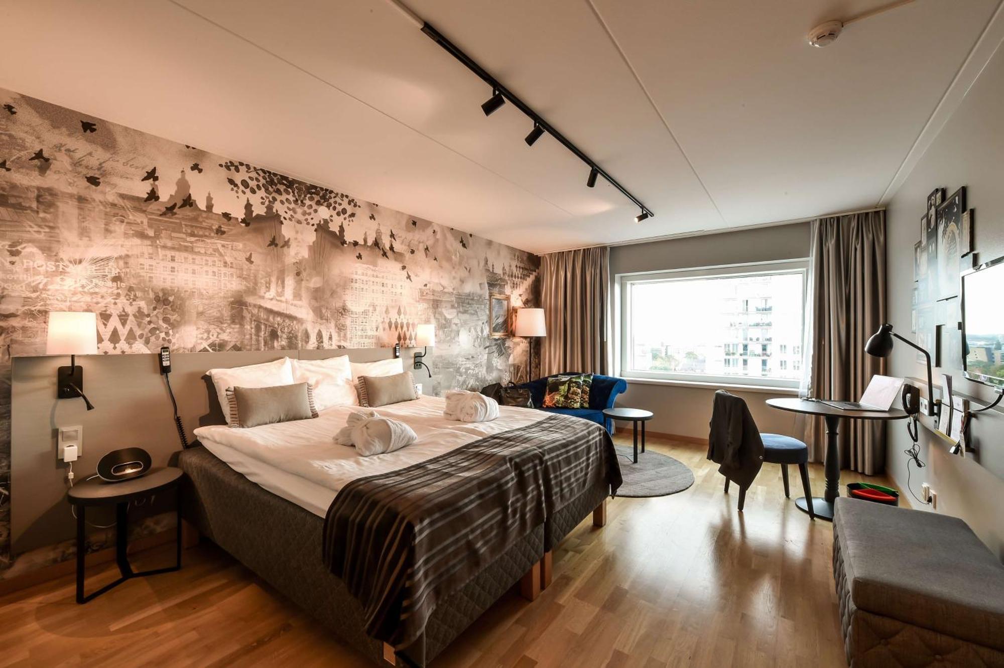 Superior King Room