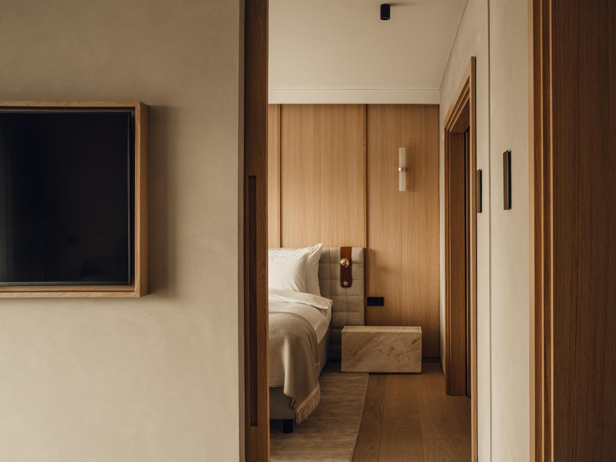 Junior Suite,1652394882:JPEG