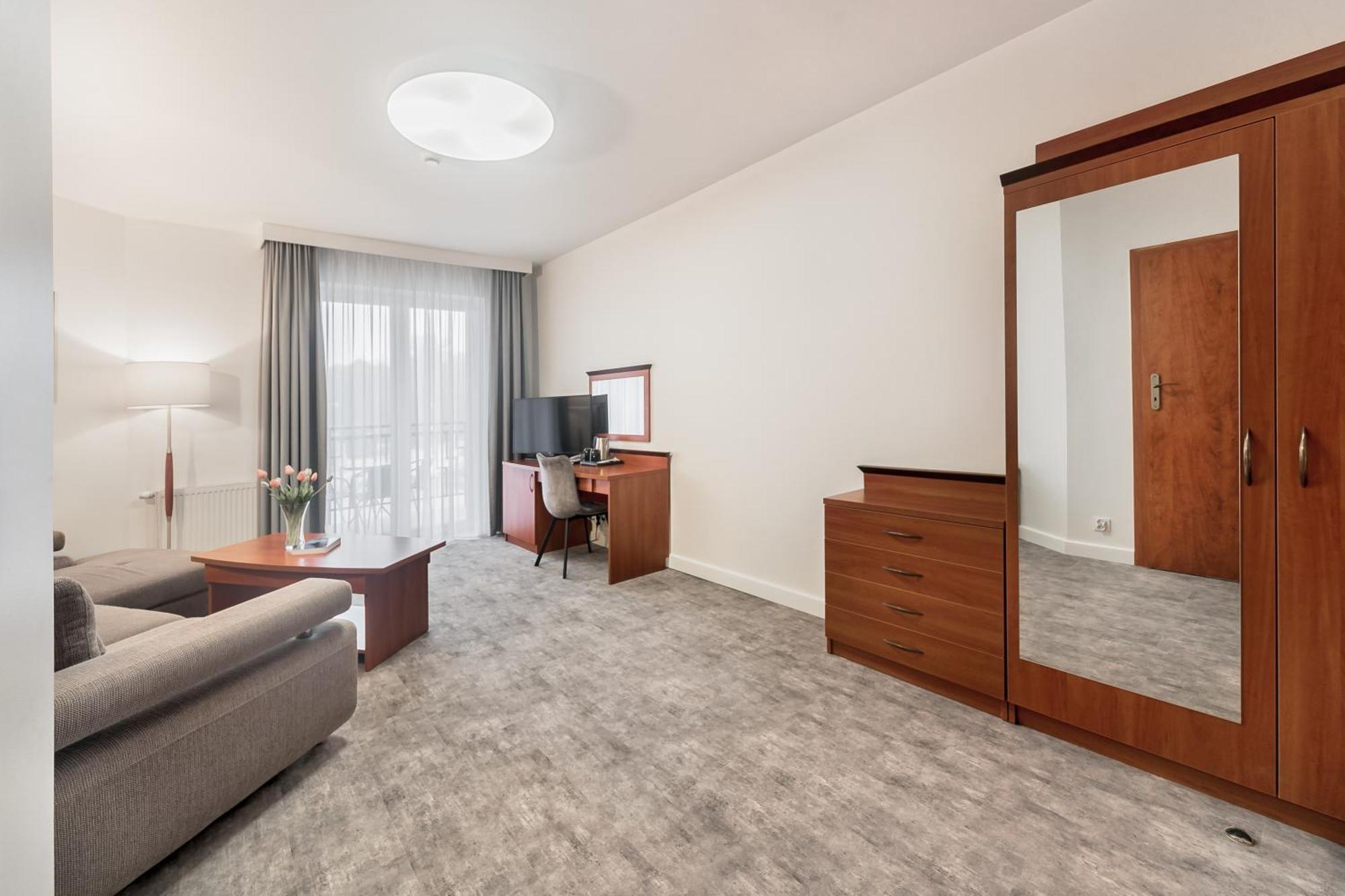 Apartment,1652770574:JPEG