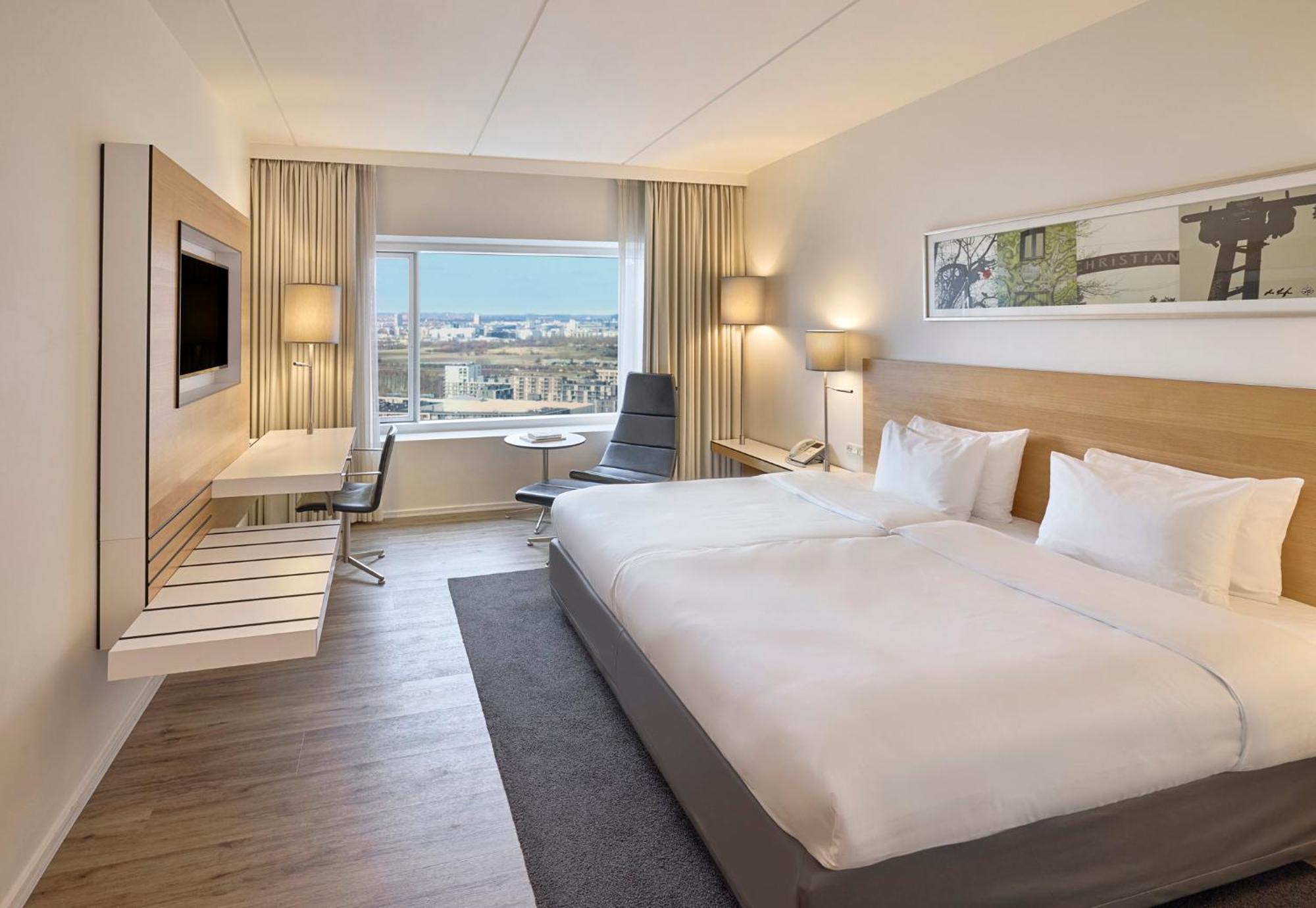 Standard King Room City View High Floor