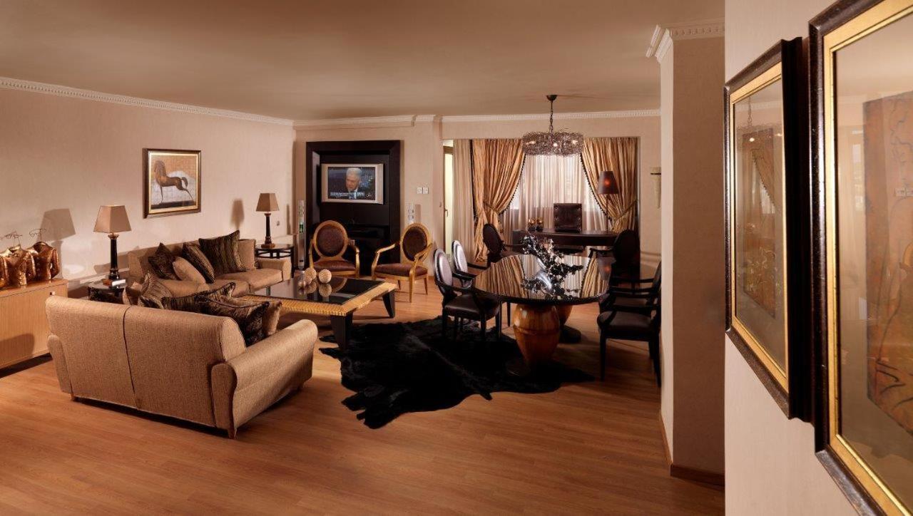 Presidential Suite 701
