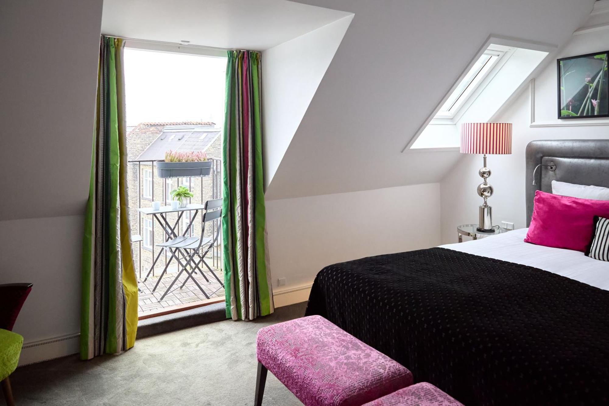 Deluxe Junior Suite