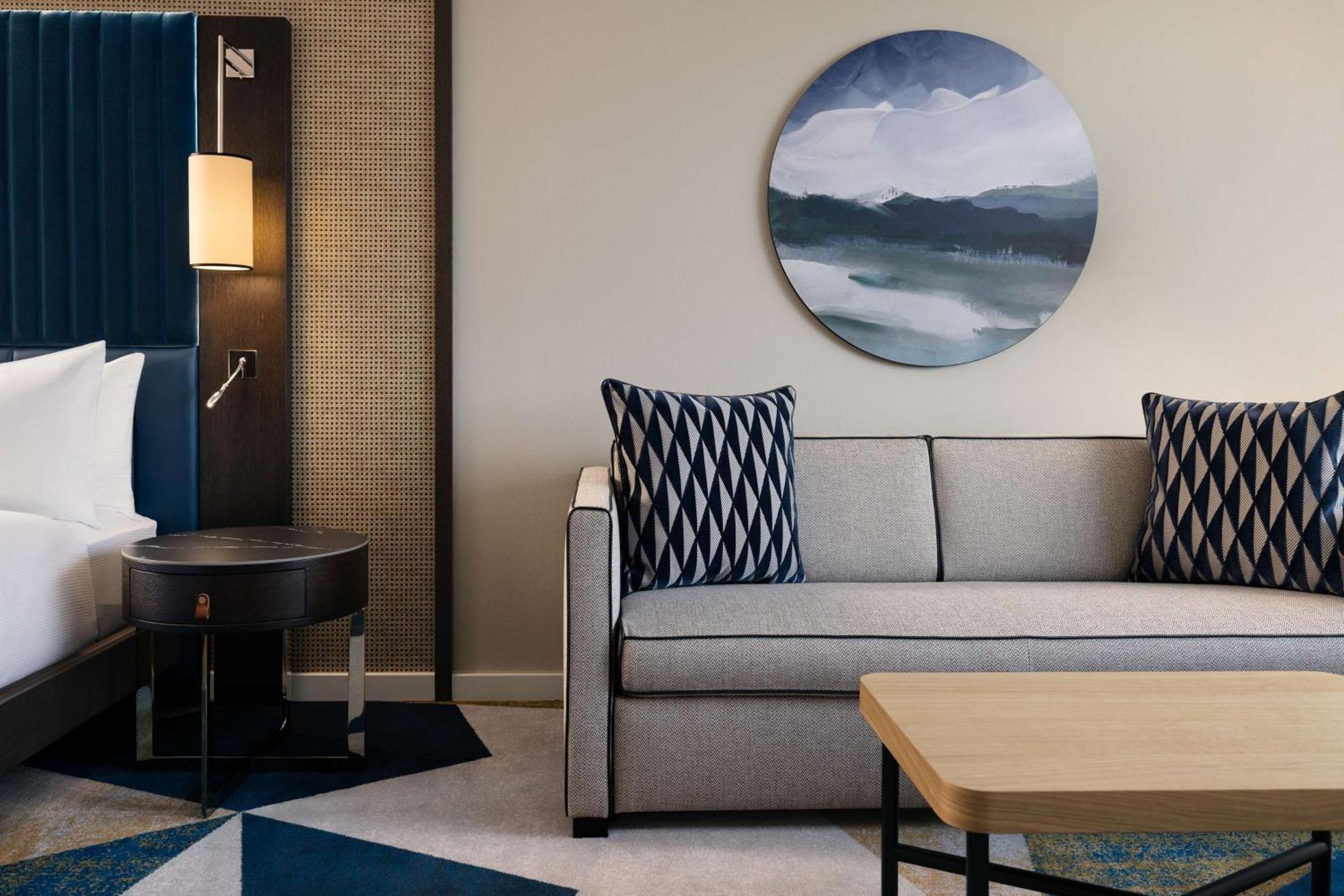 Waterfront King Room Sofa Bed