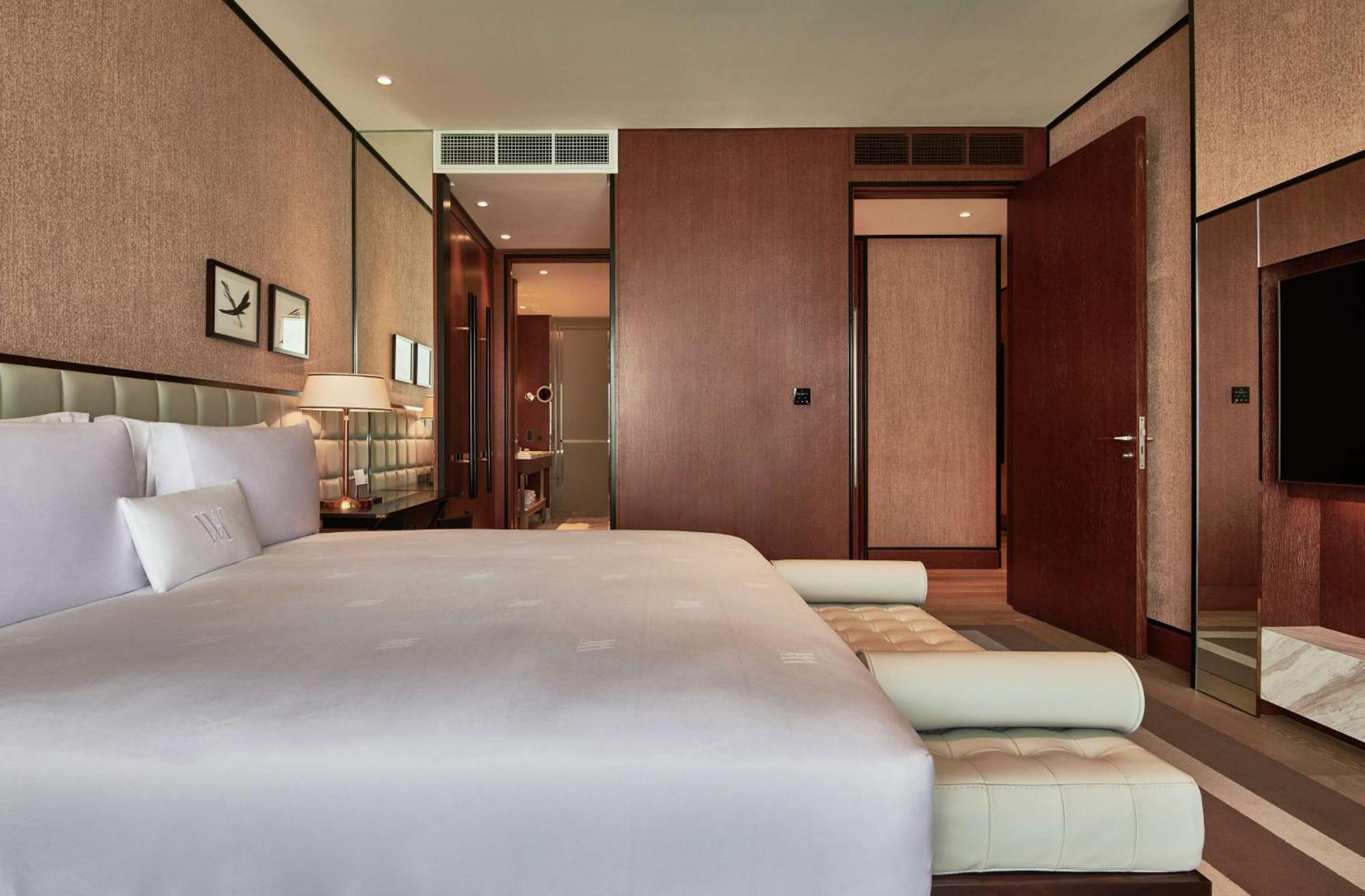 King Premier Suite Dubai Downtown View